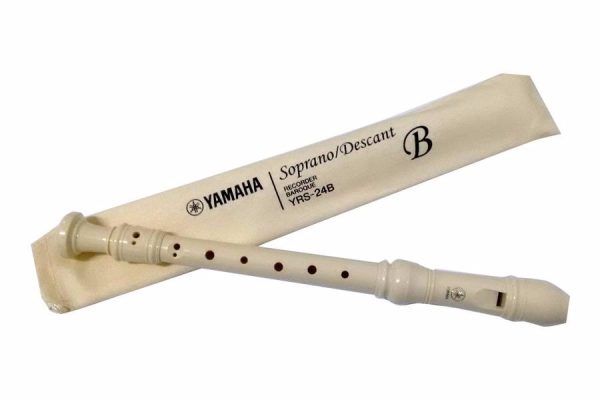 YAMAHA FLAUTA DOCE SOPRANO BARROCA YRS 24B
