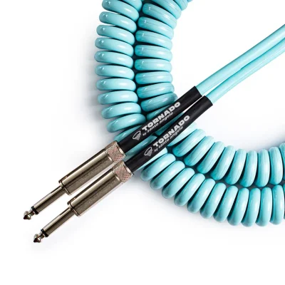 CABO GUITAR 0,50MM COIL AZUL CLA E CONECTOR P10 X P10 MOD TORNADO 30FT (EAN 7899028831573)