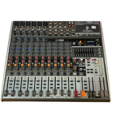 Mesa Behringer Xenyx 1832 USB - U