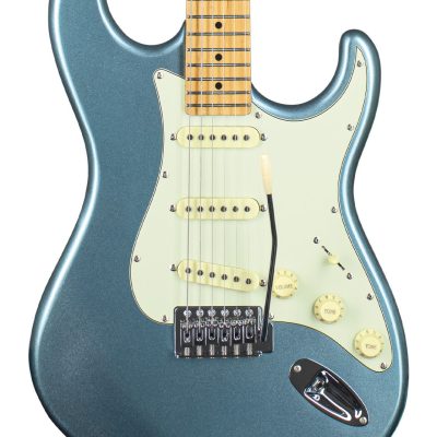 GUITARRA 3S ESCALA CLARA ESCUDO AWH TG-530 LPB TAGIMA GUITARRA 3S ESCALA CLARA ESCUDO AWH TG-530 LPB TAGIMA