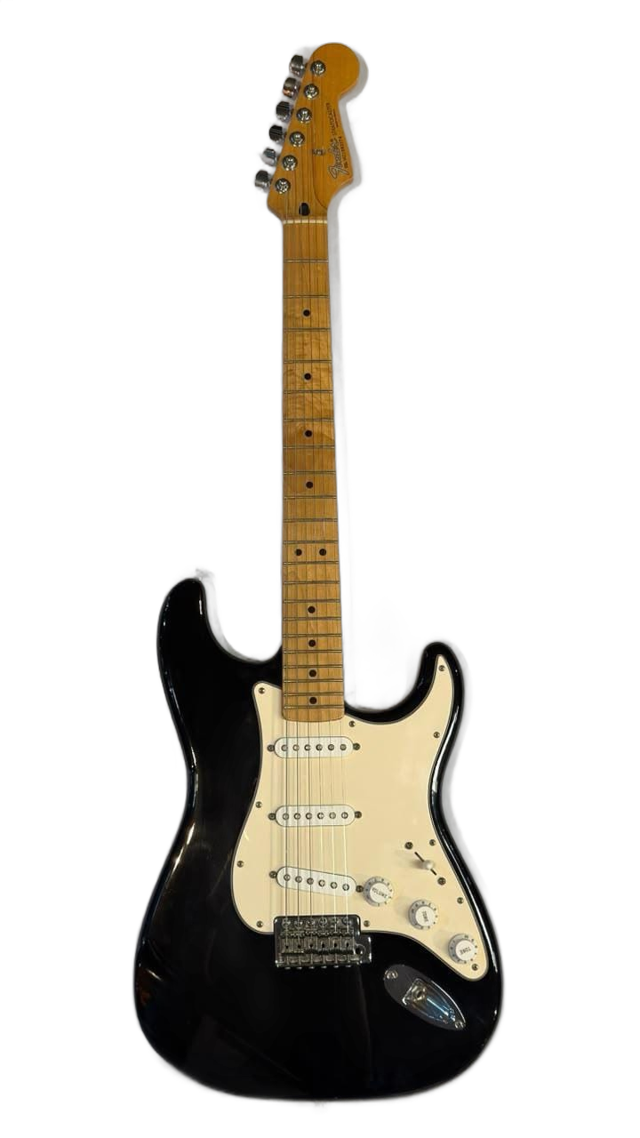 Guitarra Fender Standart Strato Black Guitarra Fender Standart Strato Black